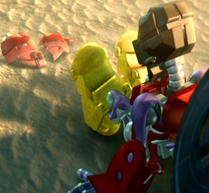 LoMN Matoran Jaller With Broken Noble Kanohi Komau.PNG